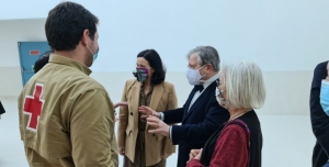 Secretária a Estado a Educação visitou escola do setor privado, em dia de testagem em massa